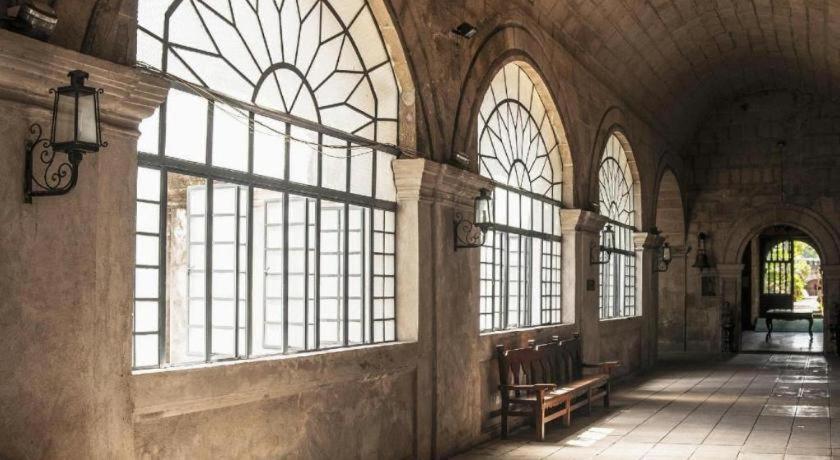 Amorsolo Mansion Hotel Манила Екстериор снимка