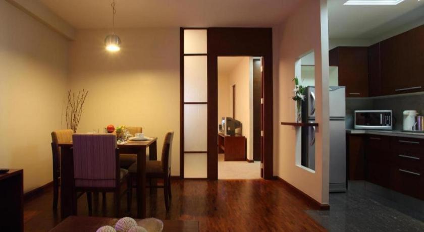 Amorsolo Mansion Hotel Манила Екстериор снимка